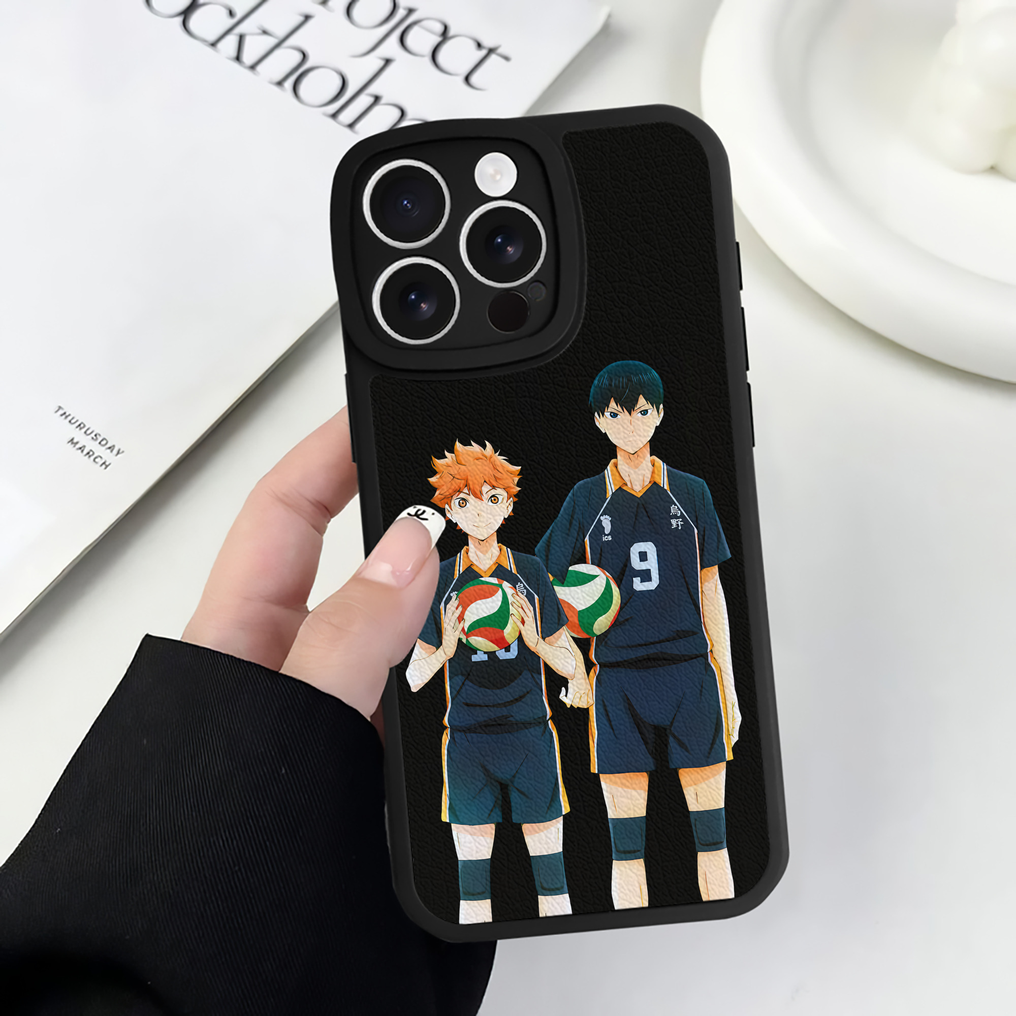 （画像用） ハイキュー!! Haikyu!! 【iPhone 16シリーズ対応】シリコンスマホケース（レザー調） 材質：シリコン